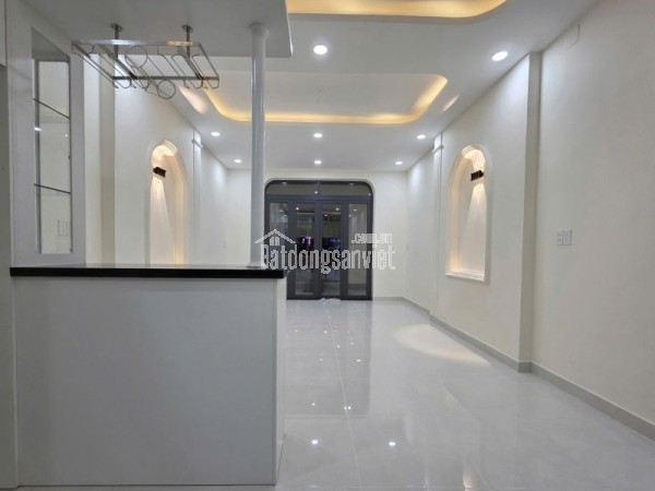 Bán nhà đường Ngô Chí Quốc, Bình Chiểu, Thủ Đức, TP HCM. DT 86m2, 3 tầng. Giá 6,05 tỷ, SHR -