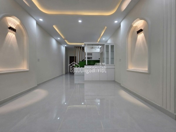 Bán nhà đường Ngô Chí Quốc, Bình Chiểu, Thủ Đức, TP HCM. DT 86m2, 3 tầng. Giá 6,05 tỷ, SHR -