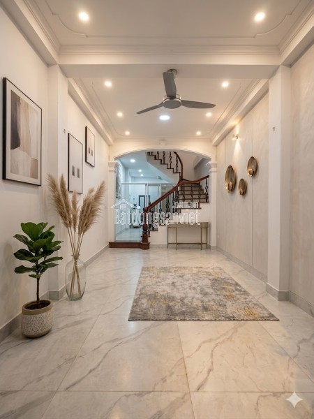 BÁN NHÀ LẠC LONG QUÂN, TÂY HỒ- 60m2 x 5 TẦNG -  Ô T Ô QUA NH À- LÔ GÓC - 2 PHÚT RA HỒ - Ở SƯỚNG -