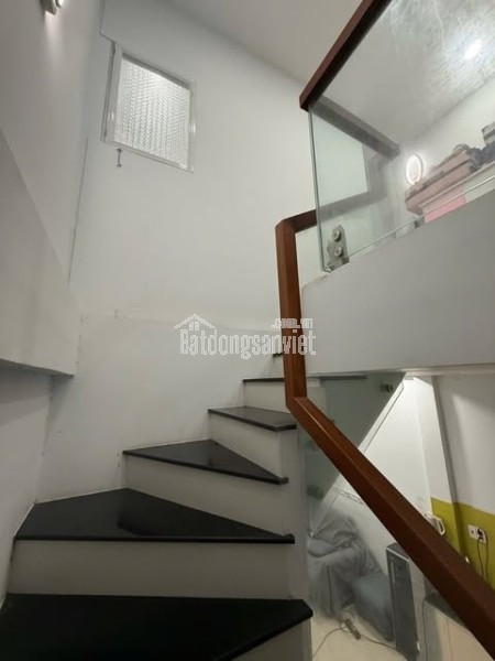 Bán Nhà Khu Vực Tân Bình - Đường Nguyễn Sỹ Sách - 31 m²/ 2 tầng - Hẻm Ba gác - Nhỉnh 4 Tỷ (TL)