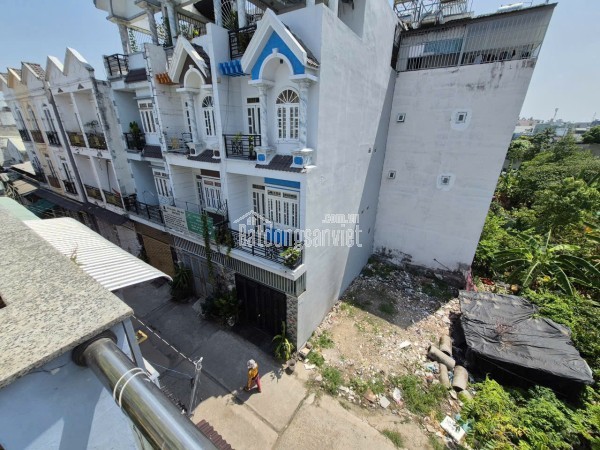 Bán nhà 1 trệt 1 lầu 1 sân thượng Hẻm đường LK 4-5 ,P.Bình Hưng Hòa B , Bình Tân