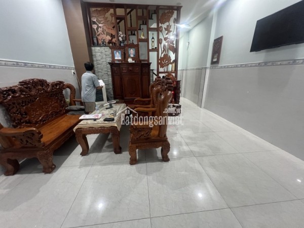 Bán nhà 3 tầng Đường Tam Châu Tam Bình Thủ Đức - 110m2  - Ngang 4.6m - Xe hơi vào nhà - Giá 7.7 Tỷ