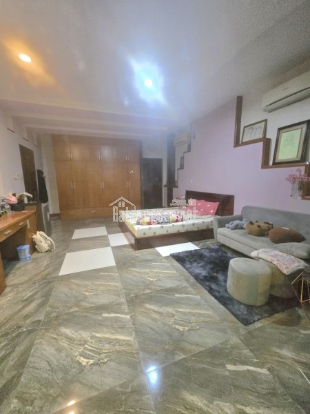 Bán nhà Lã Xuân Oai, Long Trường, Q9, Thủ Đức, TP HCM. DT 54m2, 4 tầng, SHR - Giá  6.7 tỷ