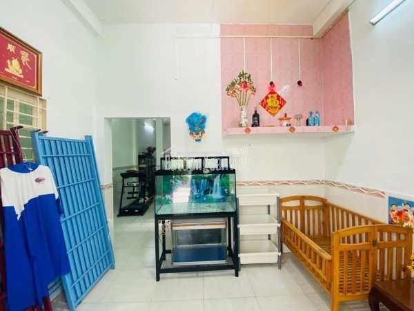 BÁN NHÀ KHU VIP LÊ VĂN QUỚI - GIÁP TÂN PHÚ - XE HƠI VÀO TẬN CỔNG - 3 TẦNG - DTSD:72M2 - CHỈ 3.7 TỶ