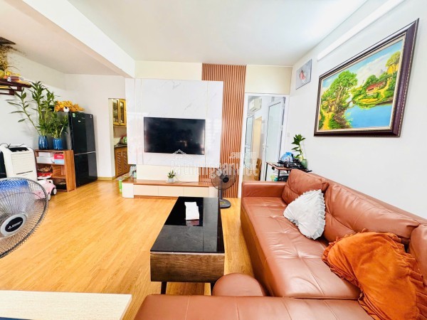 🆘 Hiếm vô cùng _____
🔥 Căn góc Văn Chương 3 mặt thoáng sáng, ở sướng.

- Ai đang tìm nhà khu