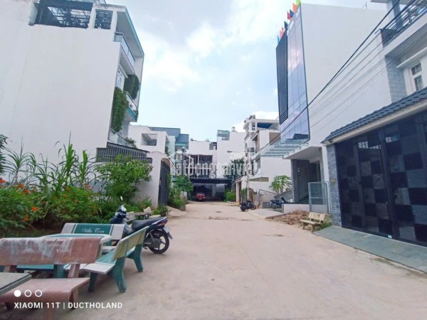 Bán siêu phẩm 4 tầng DT chuẩn 5x20m, HXH Vip 8m Tô Ngọc Vân gần Ngã Tư Ga, giá 7.9Tỷ