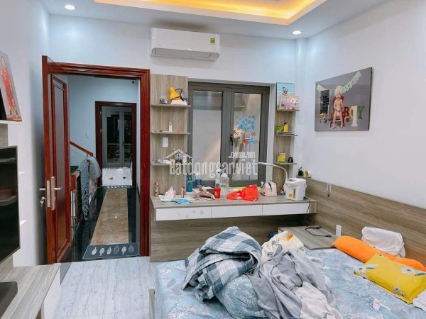 Bán siêu phẩm 4 tầng DT chuẩn 5x20m, HXH Vip 8m Tô Ngọc Vân gần Ngã Tư Ga, giá 7.9Tỷ