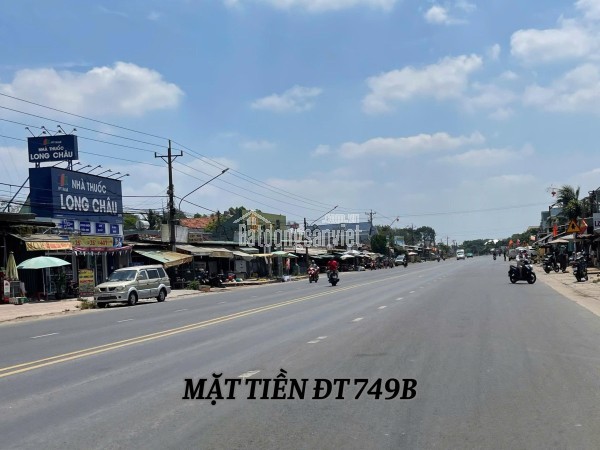 Đất đẹp xây nhà xung quanh đầy đủ tiện ích ngay trung tâm Chơn Thành