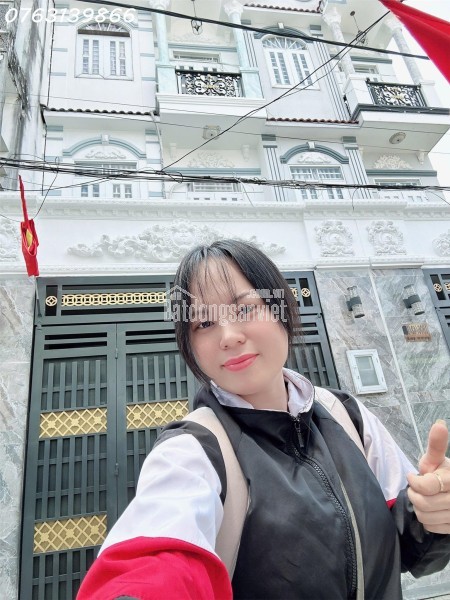 NHỈNH 4.x TỶ- HUỲNH TẤN PHÁT- NHÀ MỚI- DT 4 x 19- 4 PN, SHR- HOÀN CÔNG- GẦN PHÚ MỸ HƯNG.