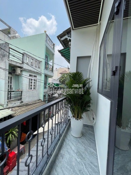 5 tỷ. BÌNH TÂN. Lê Văn Quới , hẻm thông , xe hơi đổ cửa. Ngay Ngã Tư Bốn Xã , giáp TÂN PHÚ. 72mv