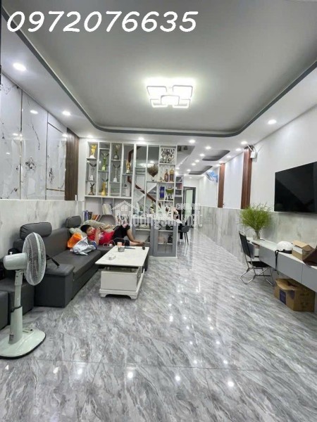 GIÁ 7.1 TỶ- NHÀ 4 TẦNG- GẦN PHÚ MỸ HƯNG- HUỲNH THỊ ĐỒNG- HXH 6M- DT 4.6 x 12 - 2 LẦU- 4PN- HOÀN