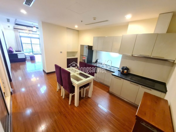 Cho thuê căn hộ 2PN Royal City R5 – 106m², full nội thất – Giá 22 triệu/tháng