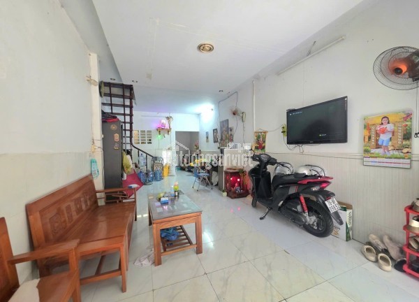 CỰC HIẾM - NHÀ THỜ BẾN CÁT - HẺM XE HƠI - 2 TẦNG- 6✅️ T.Ỷ 6