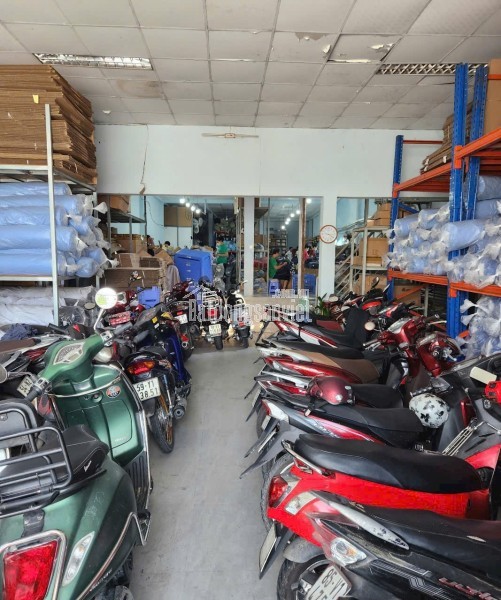 CHO THUÊ XƯỞNG MẶT TIỀN PHẠM THỊ GIÂY 8x36M TRỆT LẦU GIÁ 30 TRIỆU/T
