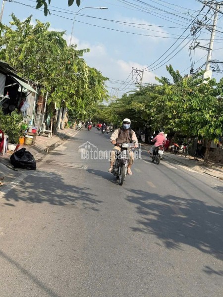 CHO THUÊ XƯỞNG MẶT TIỀN PHẠM THỊ GIÂY 8x36M TRỆT LẦU GIÁ 30 TRIỆU/T