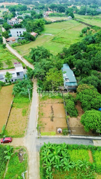 Lô đất 120.1m2 full thổ tại Đồng Trạng, Hòa Lạc mặt tiền 9,25m. Đường thông ôtô tránh. Chỉ 33tr/m2