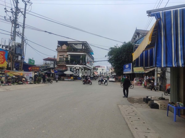 TIỀN ĐANG CHẠY VỀ ĐÂY-BẠN ĐỨNG NGOÀI.