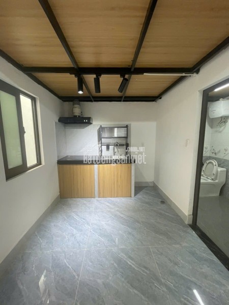 Chính chủ cần thanh khoản gấp bán nhà dòng tiền Nguyễn Văn Cừ  thu nhập sẵn 18 triệu/tháng