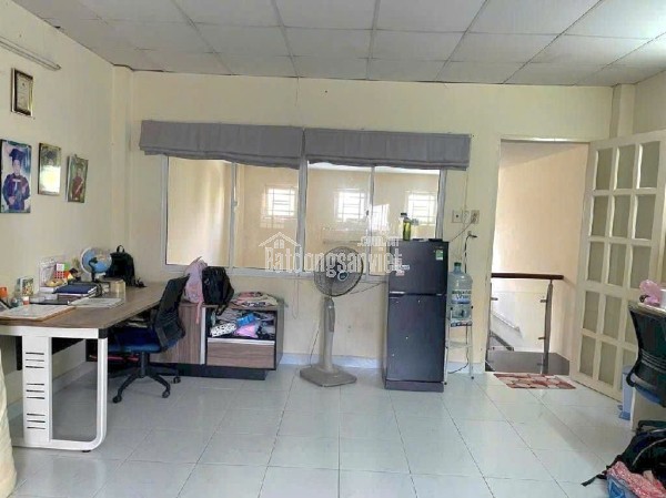 Nhà 5 ×12 sát bên cư xá Ngân Hàng _Hẻm 4m_Khu xây dựng tự do