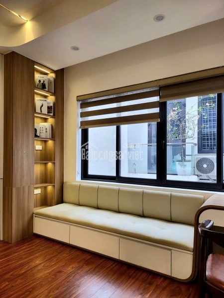Bán nhà 6 tầng NGÔ XUÂN QUẢNG thang máy phun nội thât oto đỗ cửa giá chỉ nhỉnh 8 tỷ