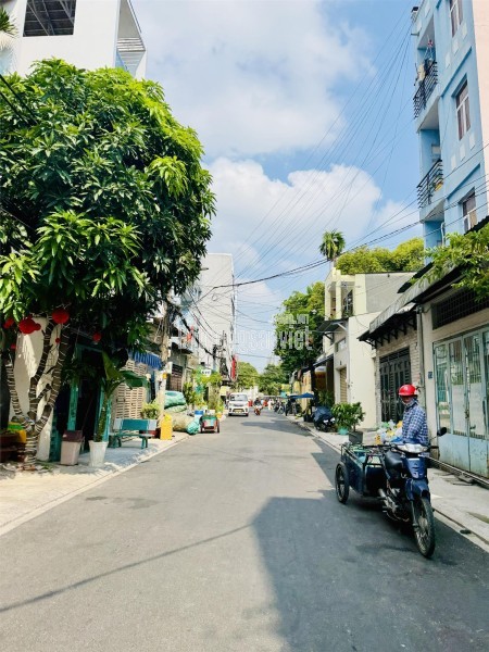 **Bán nhà MT Phổ Quang, phường 2, Tân Bình (4*17m ) khu VIP sân bay