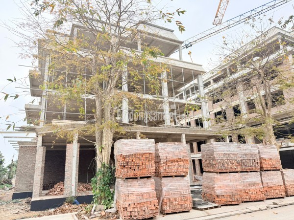 BÁN SIÊU PHẨM LIỀN KỀ  GREEN LITTLE TOWN 100M 5 TẦNG NHỈNH 17 TỶ