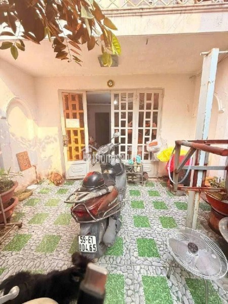 Hẻm bagac_40mv_Hơn 3 Đồng vào ở ngay._sồ riêng. khu yên tỉnh sạch sẽ .Huỳnh tấn phát gần Bigc Q7