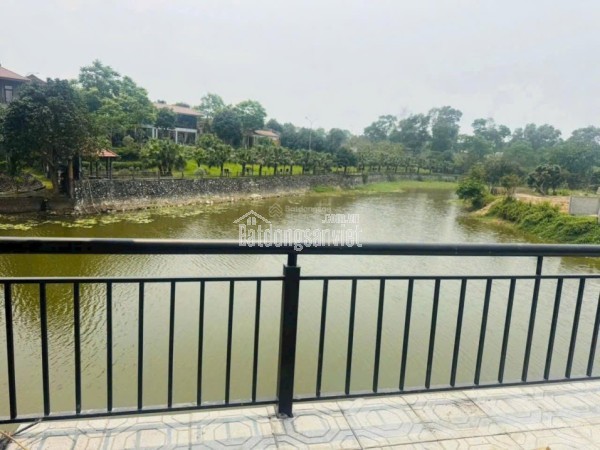 Siêu phẩm đất Hòa Lạc view hồ thoáng mát, gần CNC & ĐH FPT