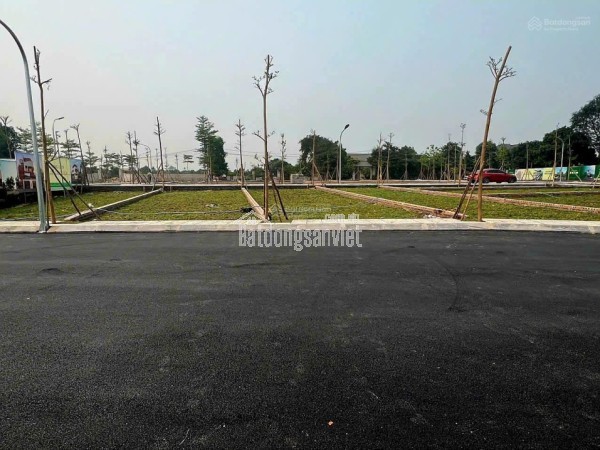 Siêu phẩm đất Hòa Lạc view hồ thoáng mát, gần CNC & ĐH FPT