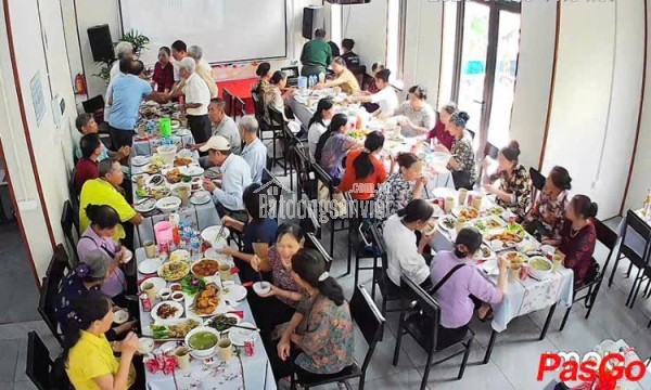 Do công việc bận dộn nên E cần sang nhượng nhà hàng hoặc kết hợp kinh doanh