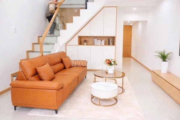 NHÀ TRUNG TÂM HÒA CƯỜNG – Sát Quảng trường 29/3 – Vào  ở luôn