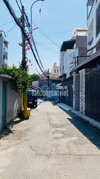 XE HƠI ĐỖ CỬA - NGANG LỚN 5.7M - VUÔNG A4 - HẺM XE HƠI TRẢI NHỰA - HOÀN CÔNG ĐỦ - 3.25T.Y TL