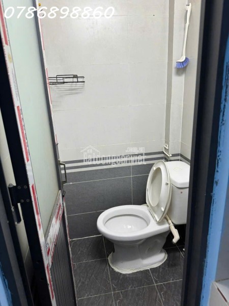 BÁN NHÀ ĐẸP 1 LẦU NGUYỄN VĂN QUỲ Q7  2.390 TỶ