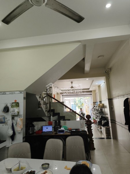 Bán nhà đường 160, Tăng Nhơn Phú A, Q9, Thủ Đức, TP HCM. DT 90m2, sổ hồng. Giá 5.35  tỷ