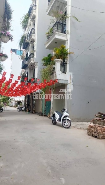 Hai mặt tiền Ngọc Thụy 9 tỷ ô tô kinh doanh cho thuê phù hợp