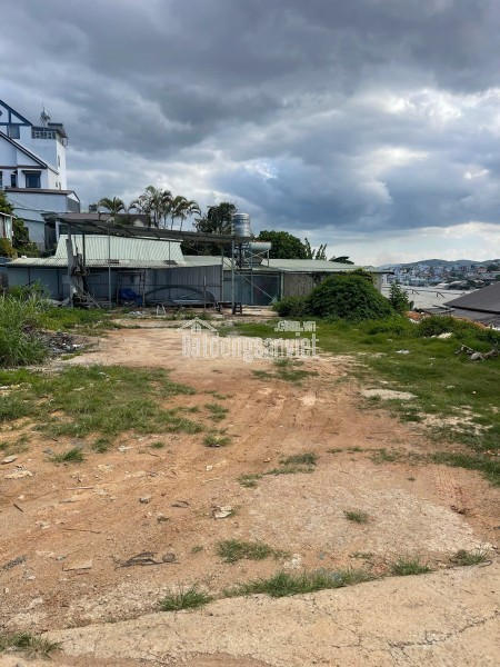 CẦN BÁN ĐẤT ĐẸP VUÔNG VỨC GẦN KHU LIÊN HỢP THỂ THAO– ĐƯỜNG CAO BÁ QUÁT  – P6 CŨ – ĐÀ LẠT GIÁ ĐANG