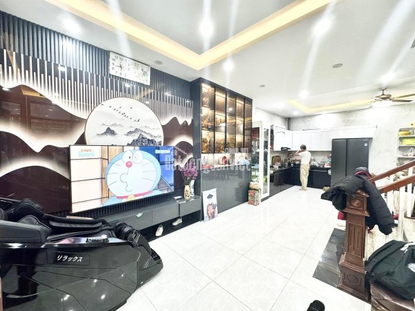 SIÊU PHẨM  PHÚC HOA –TÂY HỒ-PHÂN LÔ –VỈA HÈ- OTÔ TRÁNH- GARA OTO–75M 23.9 TỶ.