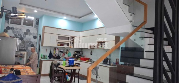 nhà 3 tầng đẹp không tì vết, Tỉnh Lộ 10, Bình Tân chỉ 7,5 tỷ