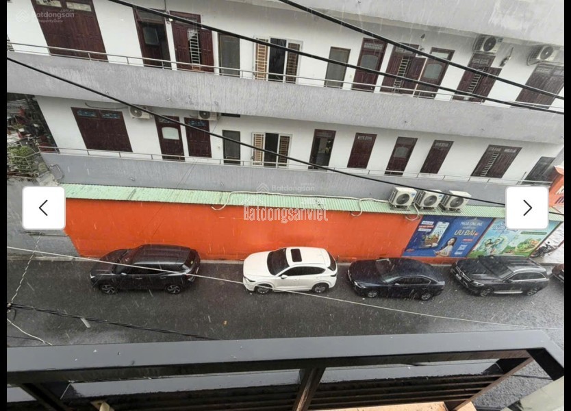 Cho thuê nhà nguyên căn hẻm xe hơi 4pn 3wc tại Hoàng Hoa Thám - Tân Bình