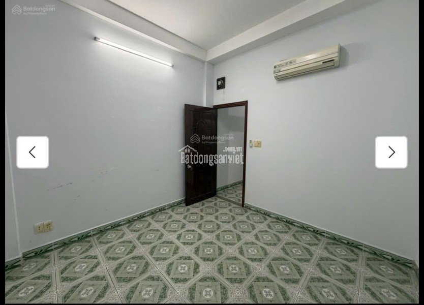 Cho thuê nhà nguyên căn hẻm xe hơi 4pn 3wc tại Hoàng Hoa Thám - Tân Bình