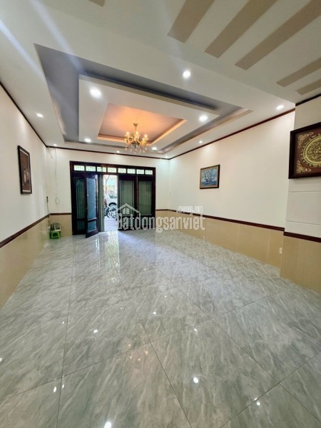 Bán nhà đường 160, Phường Tăng Nhơn Phú A,  Q9, Thủ Đức, TP HCM. DT  54m2, 3 Tầng, 3PN. Giá  5.45