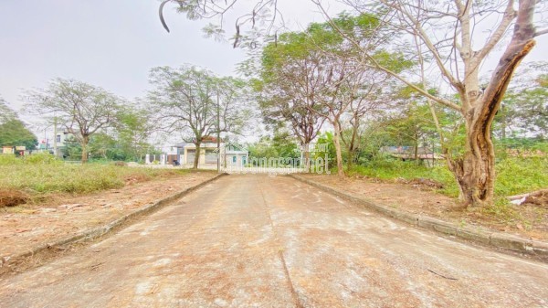 SIÊU PHẨM TÁI ĐỊNH CƯ ĐHQG HÒA LẠC – \