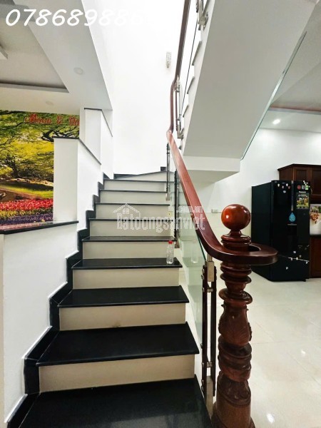 NHÀ 1 LẦU – HẺM XE HƠI 376 HUỲNH TẤN PHÁT Q7