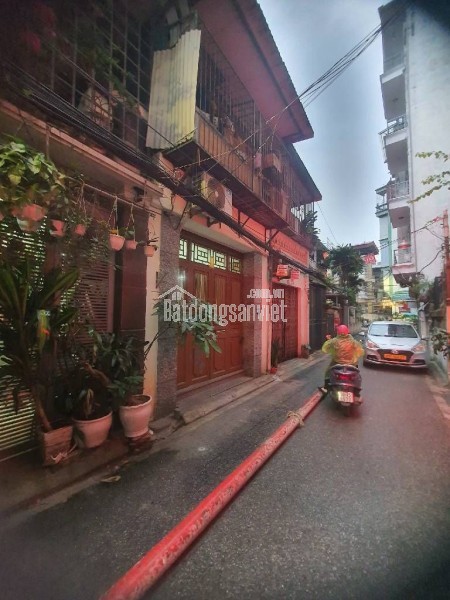 Tập thể Nguyễn văn Cừ Long Biên 4 tỷ 60m tầng 1 vừa ở vừa kinh doanh