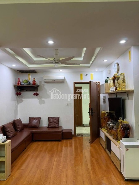 Tập thể Nguyễn văn Cừ Long Biên 4 tỷ 60m tầng 1 vừa ở vừa kinh doanh