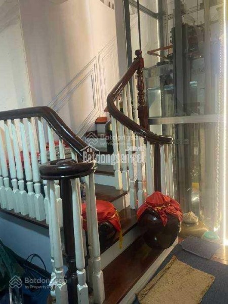 Một trong những công cụ được nhiều môi giới tin dùng là vBDS