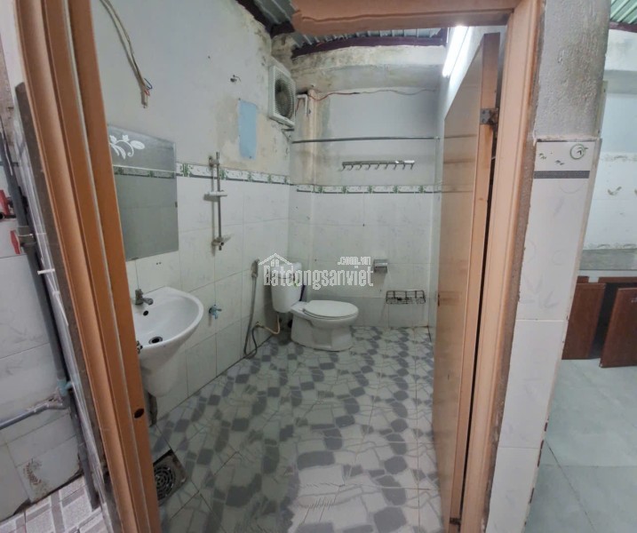 Bán nhà 58.7m2 cấp 4 , hẻm thông xe 3 gác, đường HT45 Q12