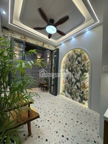 NHÀ ĐẸP LUNG LINH, HXH, NGANG 4M, 4 TẦNG, SHR, PHẠM VĂN CHÍ, 6 TỶ HƠN, QUẬN 6