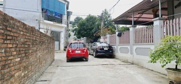 Hàng hiếm Tân Xã xây trọ kinh doanh được luôn. Ngay cổng Đại Học FPT Hòa Lạc