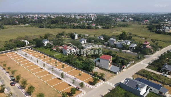 Cơ hội cuối cùng lô đất 100m2 gần Tân Xã, khu vực trung tâm Hòa Lạc. Phù hợp xây trọ, đầu tư sinh